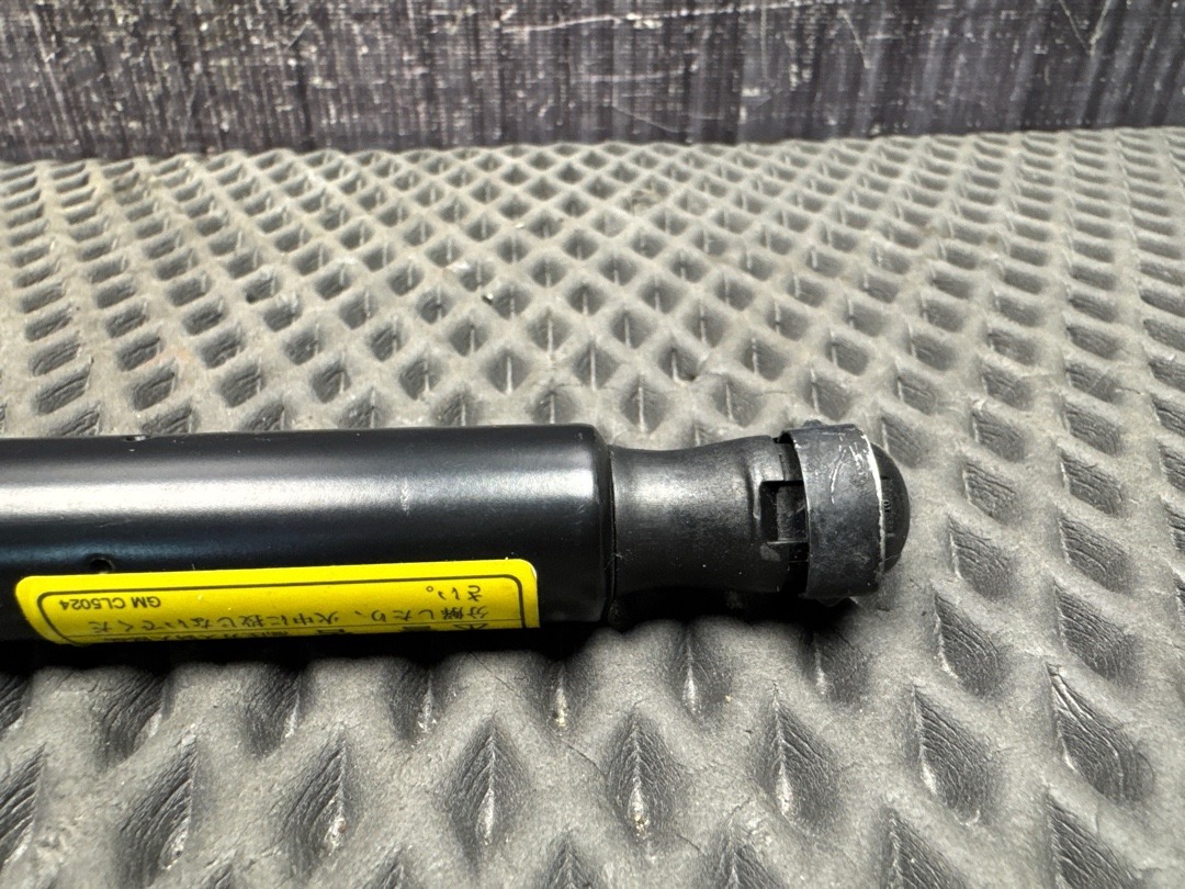 Амортизатор багажника, 2840 рублей, Красноярск