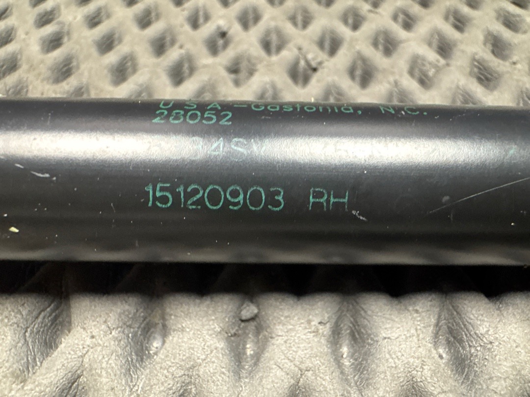 Амортизатор багажника, 2840 рублей, Красноярск