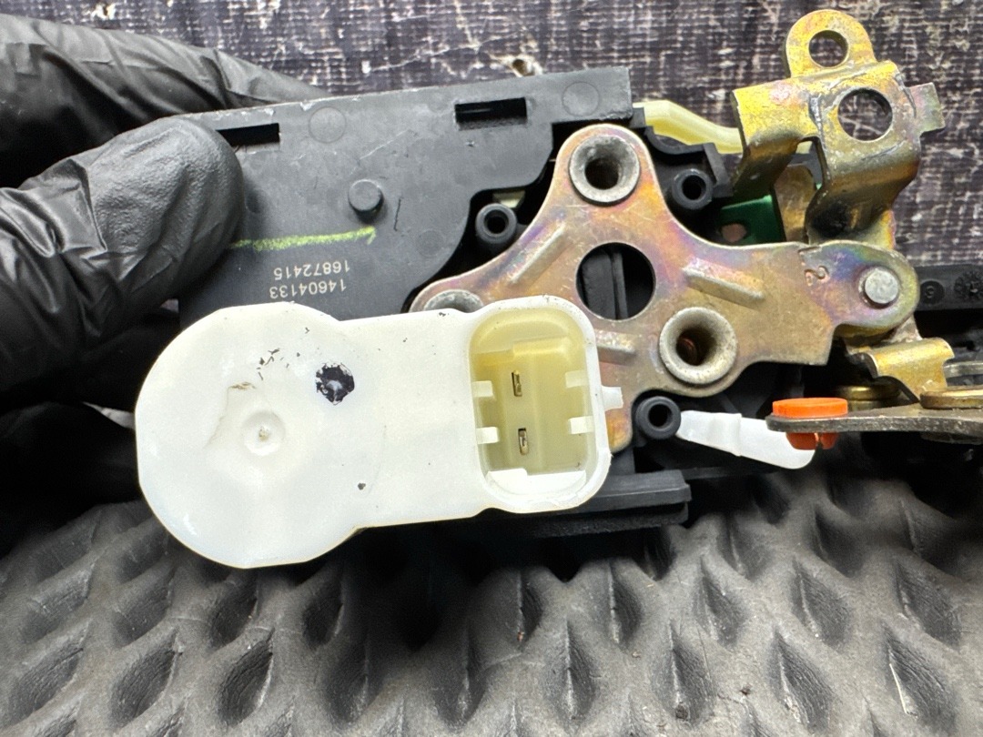 Замок двери, 3040 рублей, Красноярск