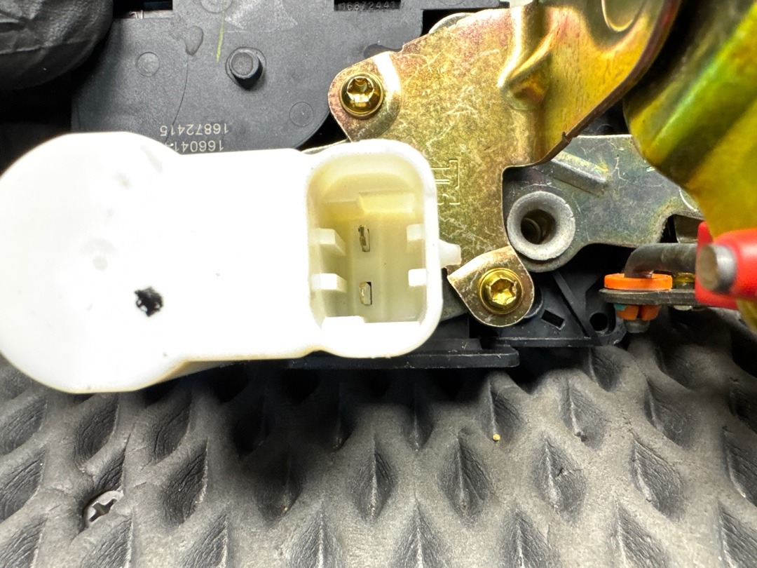 Замок багажника, 7670 рублей, Красноярск