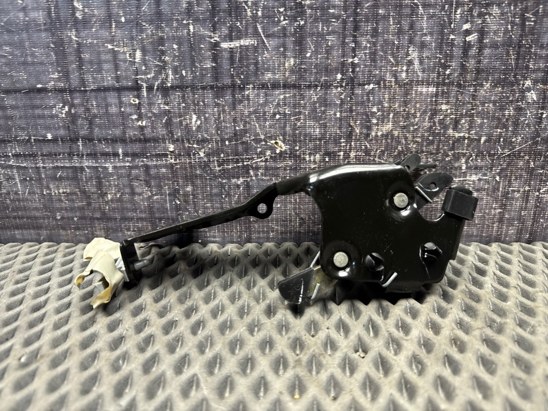 Замок багажника, 1420 рублей, Красноярск