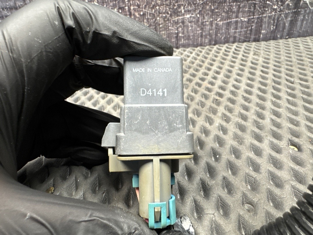 Реле, 3170 рублей, Красноярск