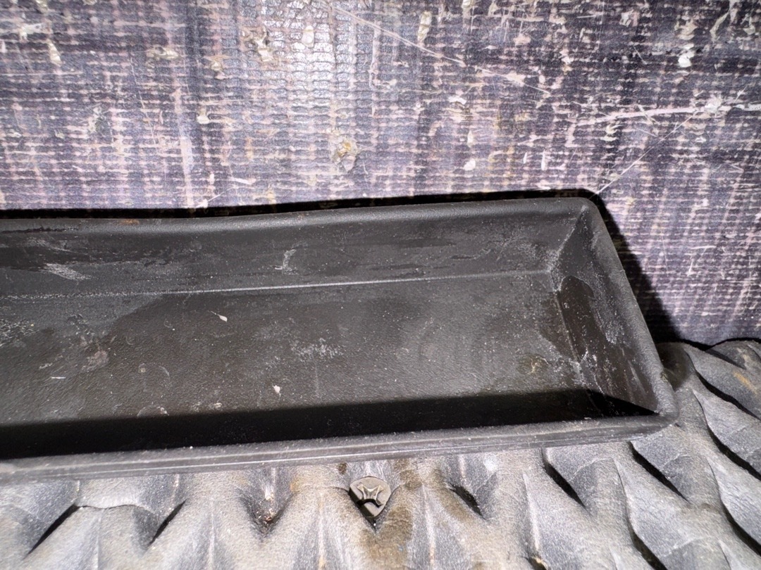 Вставка для вещевого ящика, 580 рублей, Красноярск