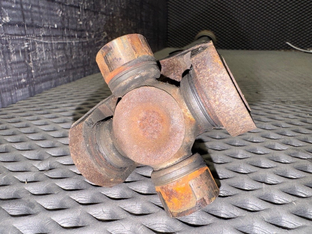 Карданный вал, 7320 рублей, Красноярск