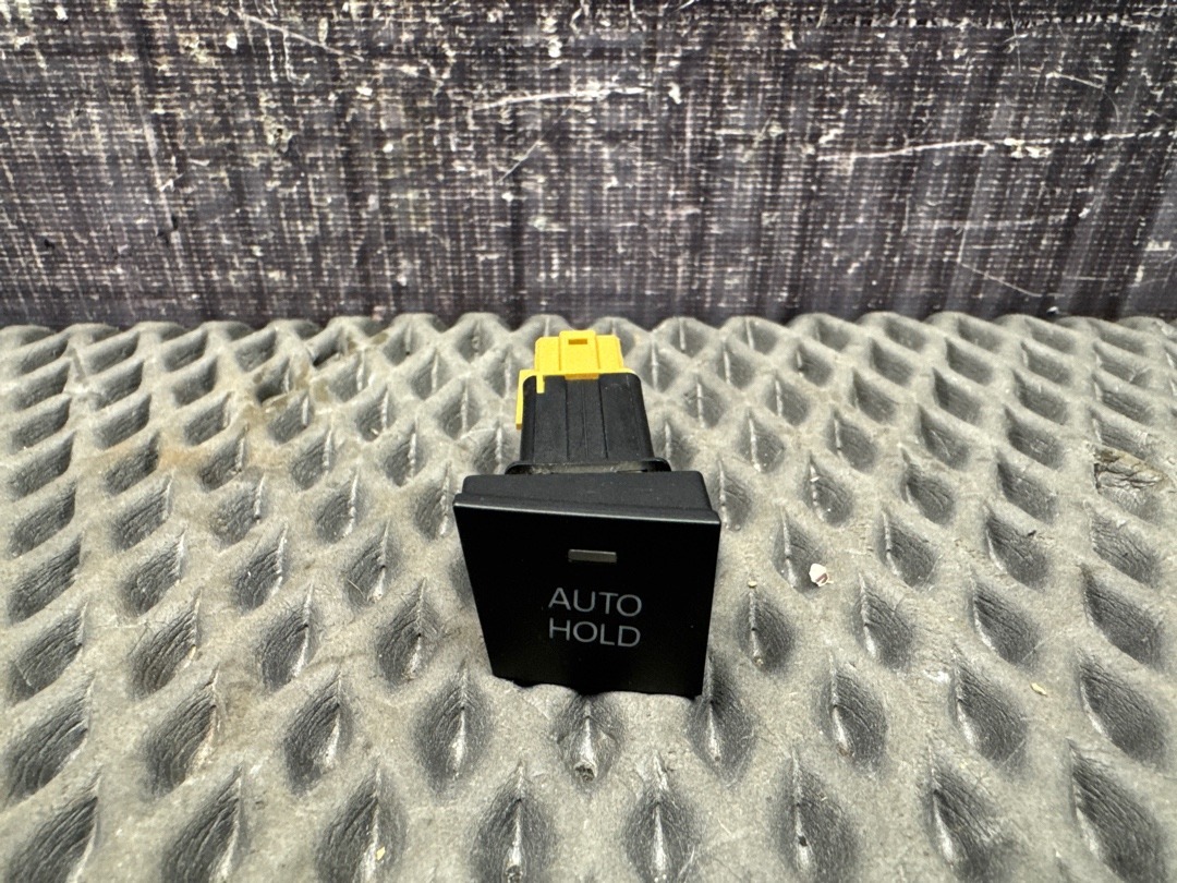 Кнопка Auto-Hold, 780 рублей, Красноярск