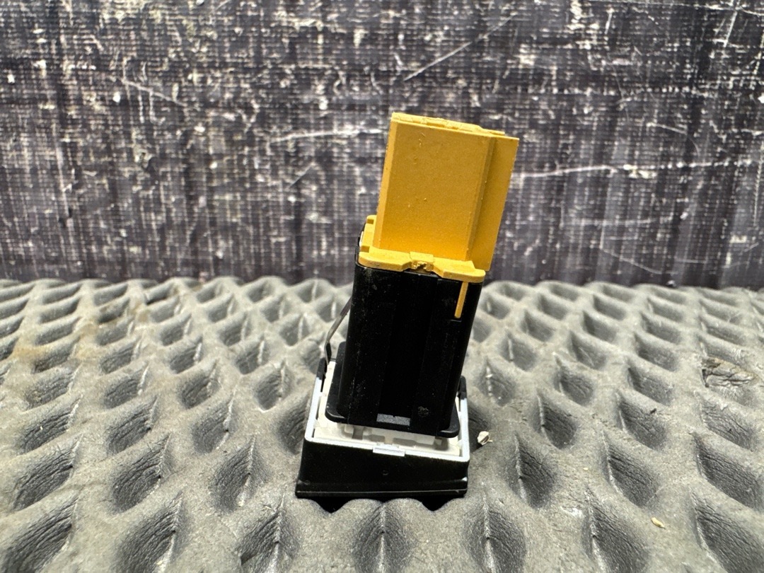 Кнопка Auto-Hold, 780 рублей, Красноярск