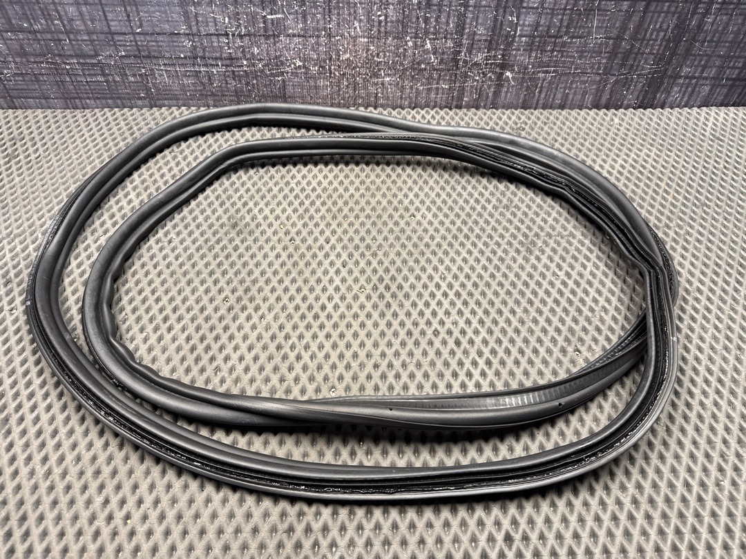 Уплотнитель крышки багажника, 1060 рублей, Красноярск