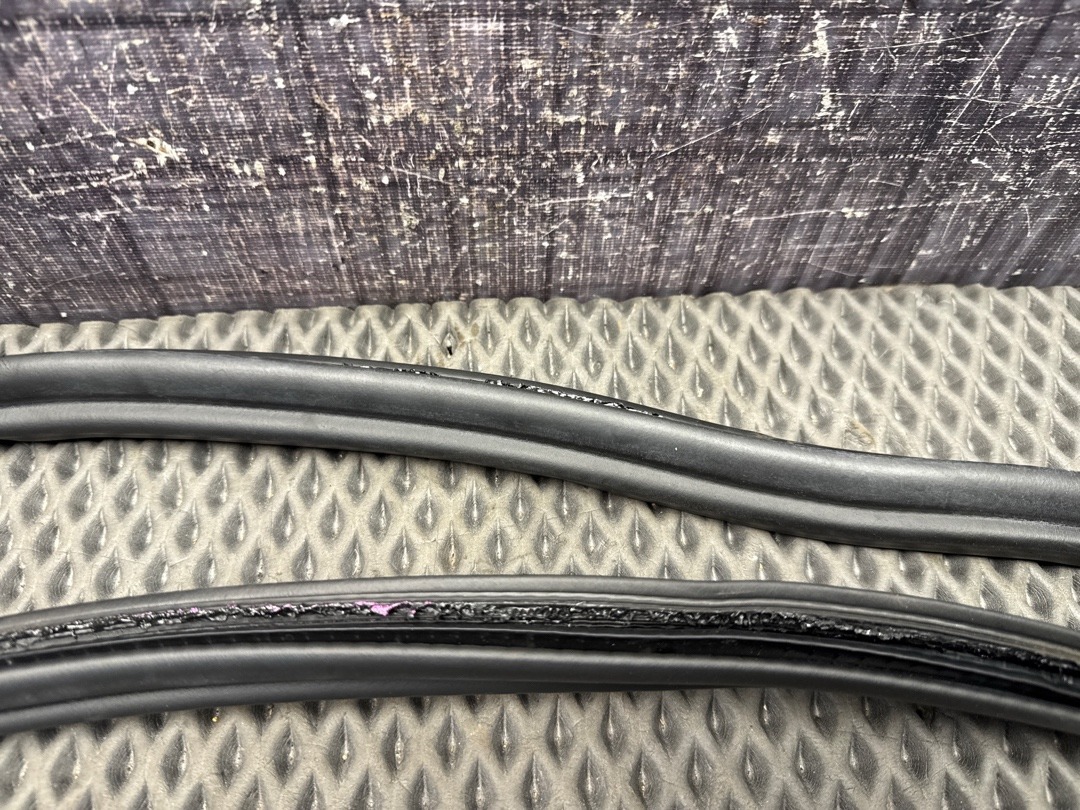 Уплотнитель крышки багажника, 1060 рублей, Красноярск