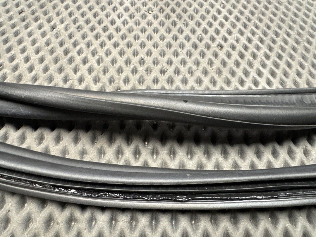 Уплотнитель крышки багажника, 1060 рублей, Красноярск