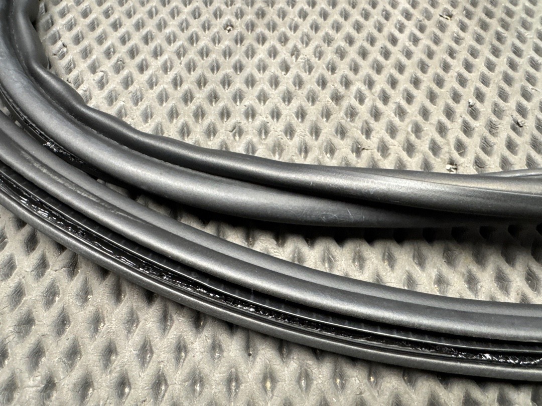 Уплотнитель крышки багажника, 1060 рублей, Красноярск