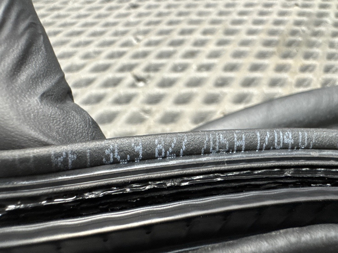 Уплотнитель крышки багажника, 1060 рублей, Красноярск