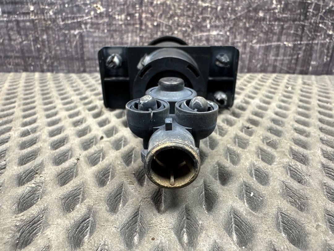 Форсунка омывателя фар, 5860 рублей, Красноярск