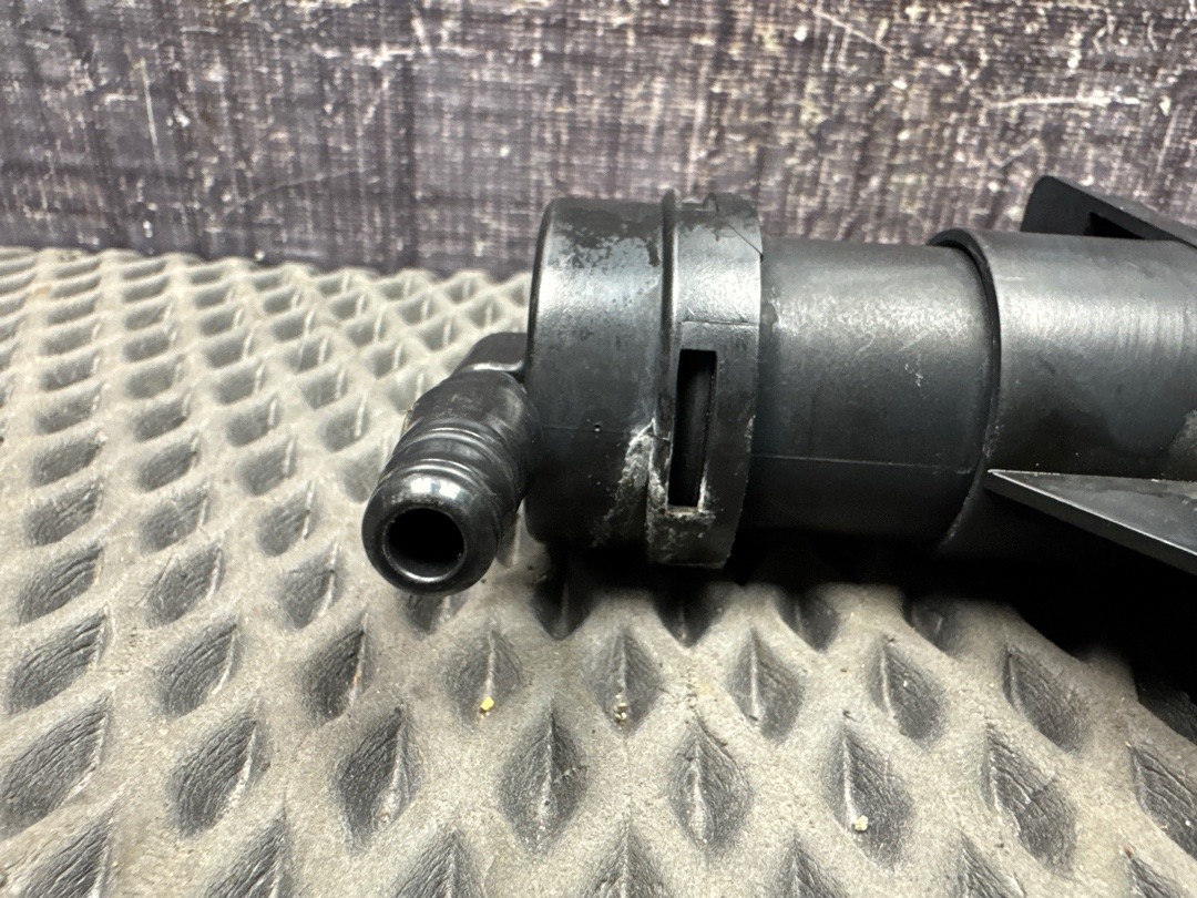 Форсунка омывателя фар, 5860 рублей, Красноярск