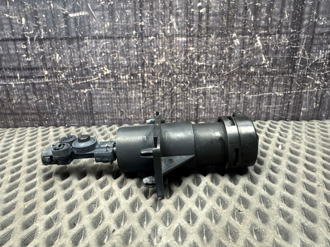 Форсунка омывателя фар, 5860 рублей, Красноярск