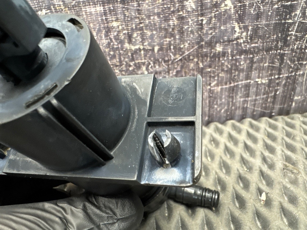 Форсунка омывателя фар, 5860 рублей, Красноярск