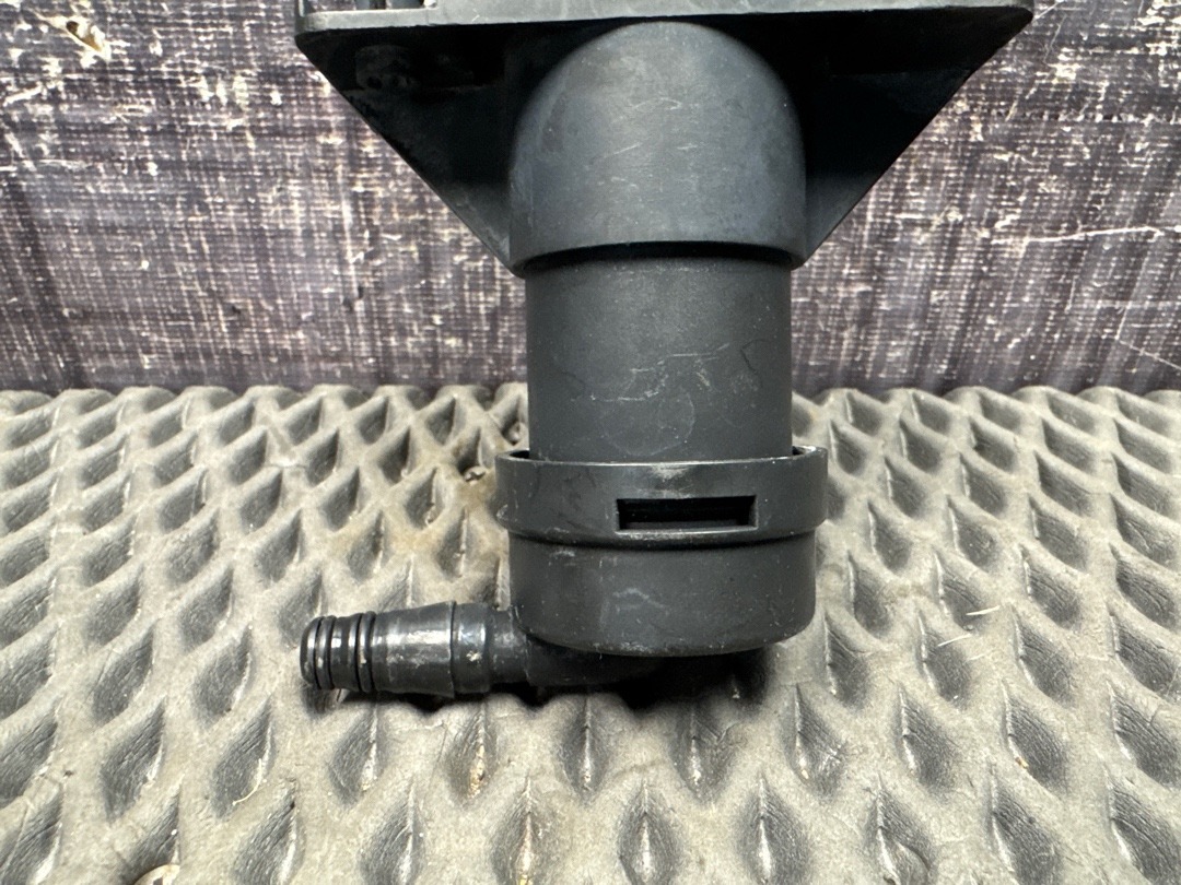 Форсунка омывателя фар, 5860 рублей, Красноярск