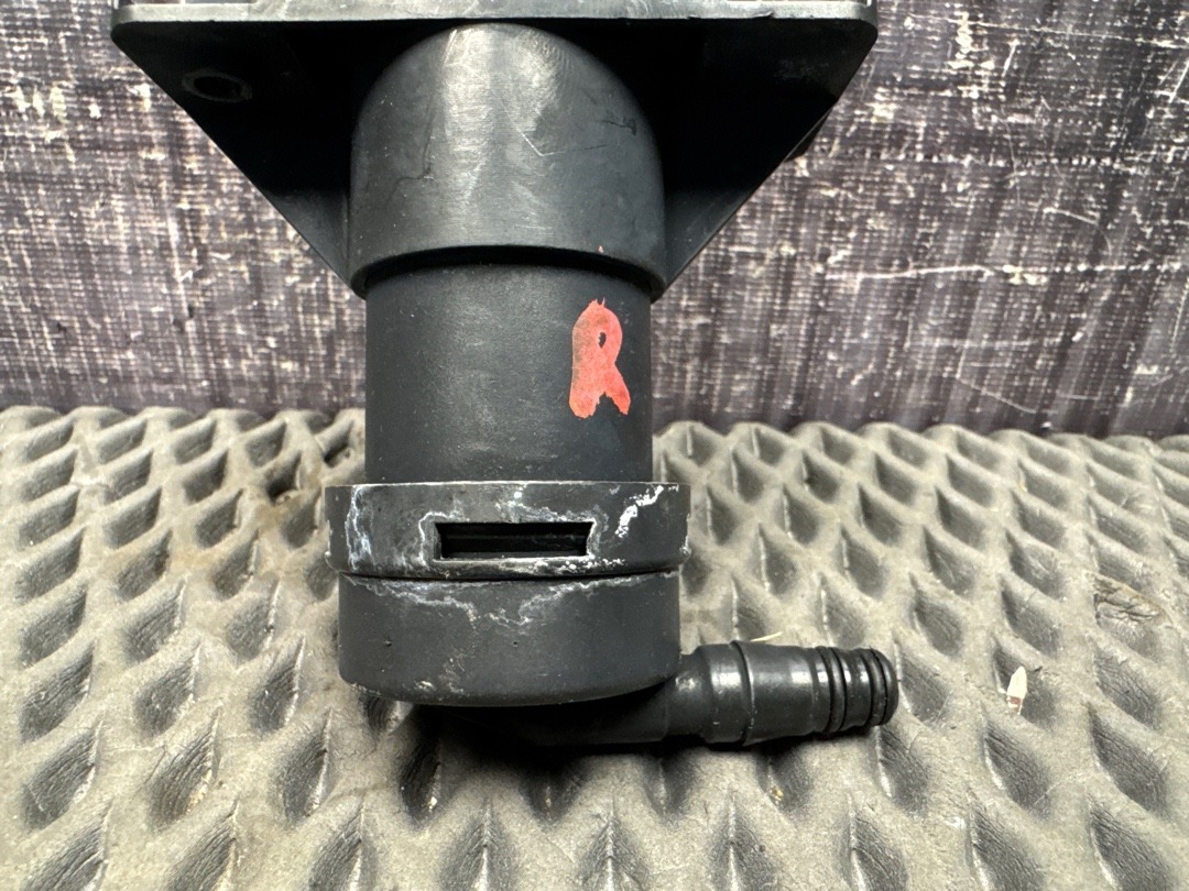 Форсунка омывателя фар, 5860 рублей, Красноярск