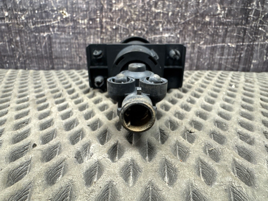 Форсунка омывателя фар, 5860 рублей, Красноярск