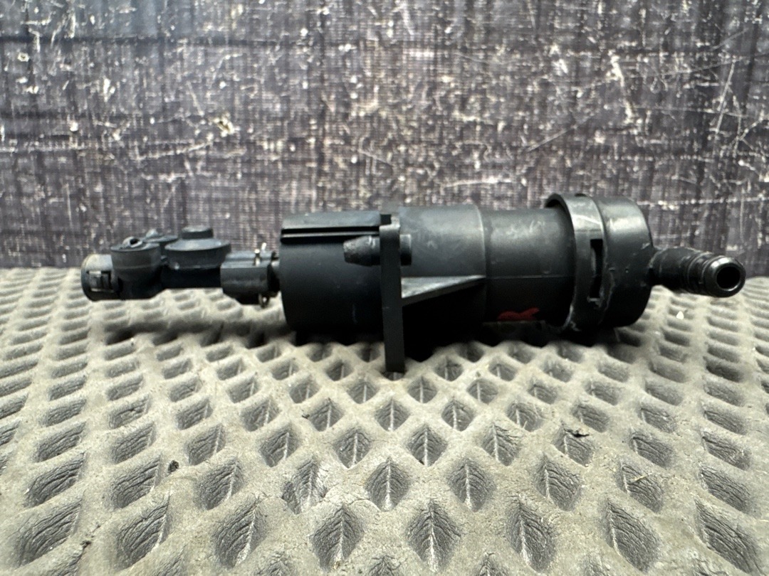 Форсунка омывателя фар, 5860 рублей, Красноярск