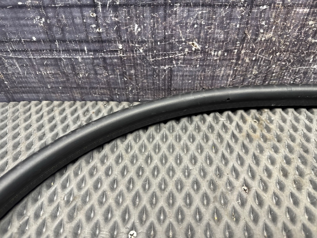 Подкапотный уплотнитель, 1030 рублей, Красноярск