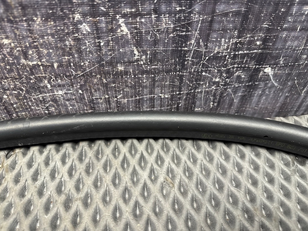 Подкапотный уплотнитель, 1030 рублей, Красноярск