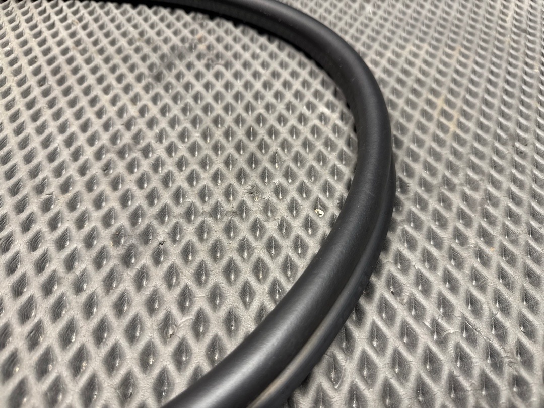 Подкапотный уплотнитель, 1030 рублей, Красноярск