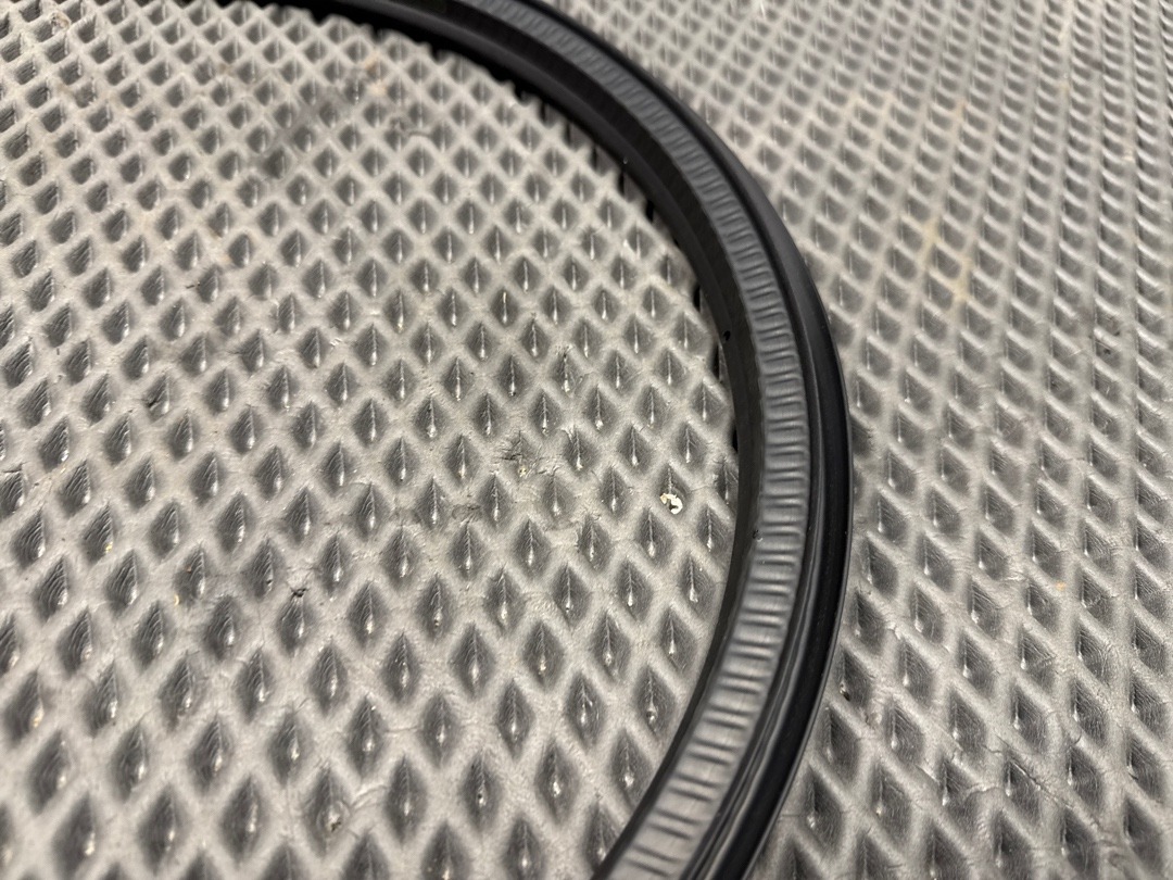 Подкапотный уплотнитель, 1030 рублей, Красноярск