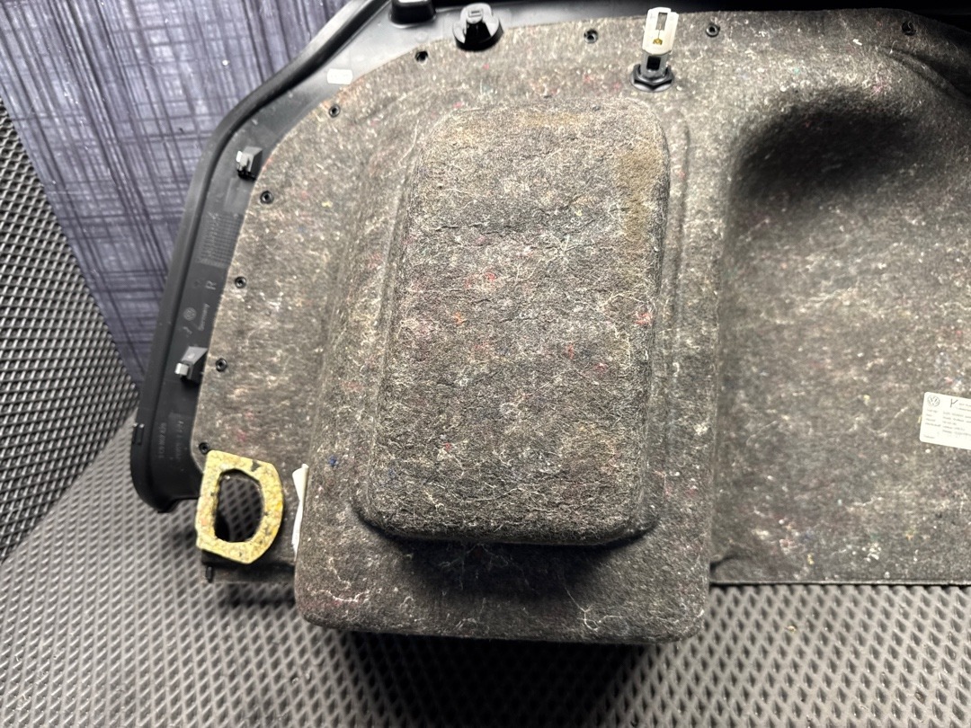 Обшивка багажника, 1920 рублей, Красноярск