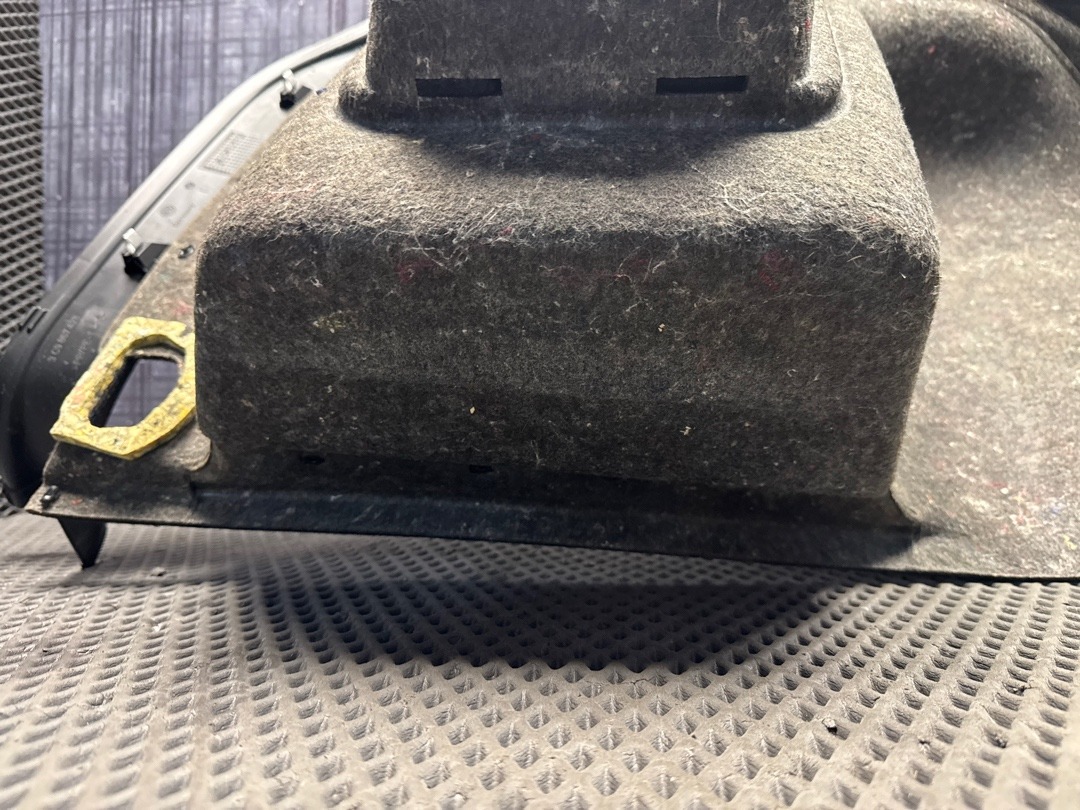 Обшивка багажника, 1920 рублей, Красноярск