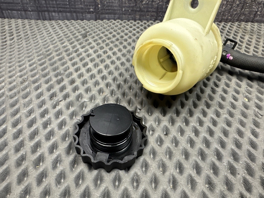 Бачок гидроусилителя, 3170 рублей, Красноярск