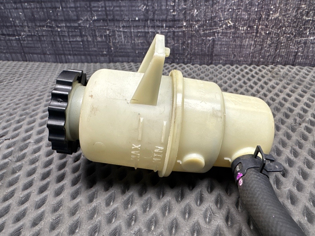 Бачок гидроусилителя, 3170 рублей, Красноярск