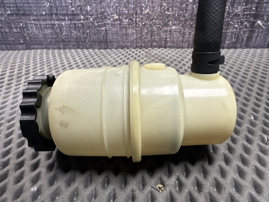 Бачок гидроусилителя, 3170 рублей, Красноярск