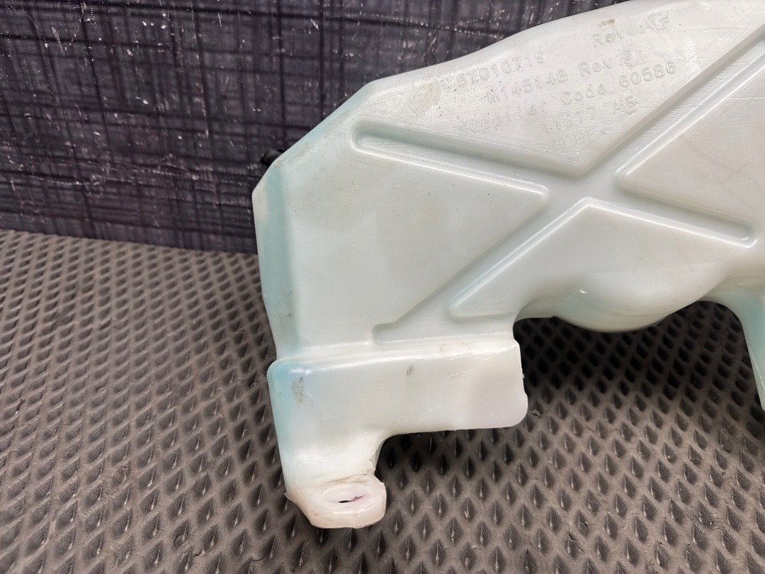 Бачок омывателя, 6460 рублей, Красноярск