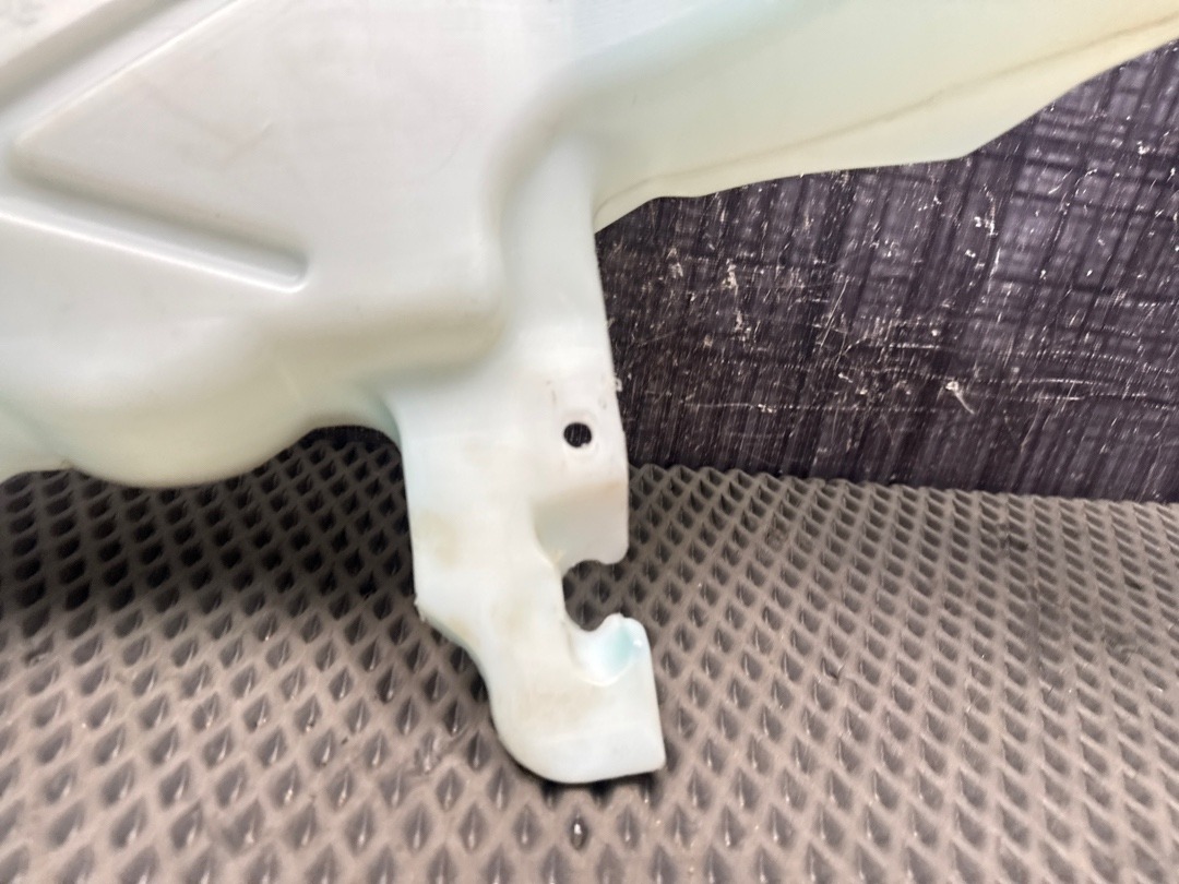 Бачок омывателя, 6460 рублей, Красноярск