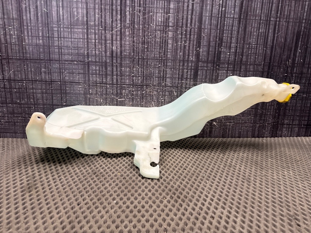 Бачок омывателя, 6460 рублей, Красноярск