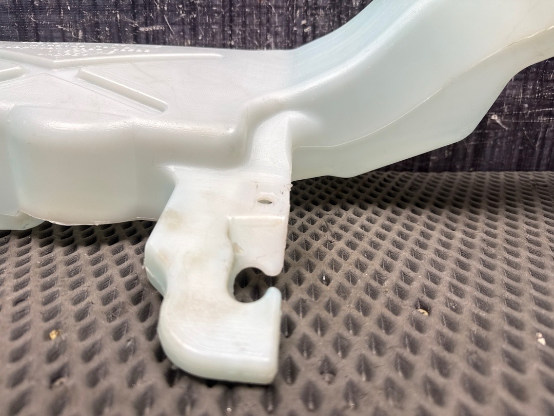 Бачок омывателя, 6460 рублей, Красноярск