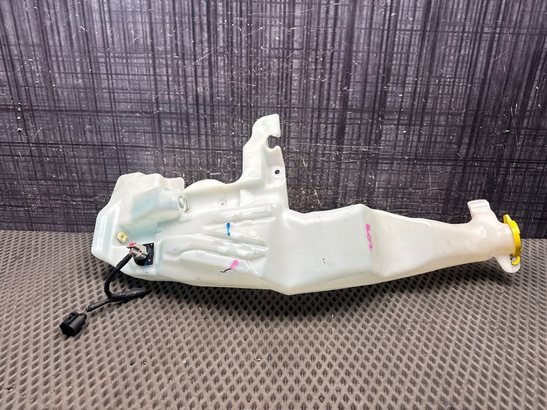 Бачок омывателя, 6460 рублей, Красноярск