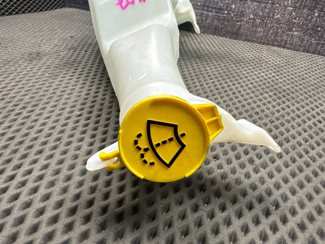 Бачок омывателя, 6460 рублей, Красноярск