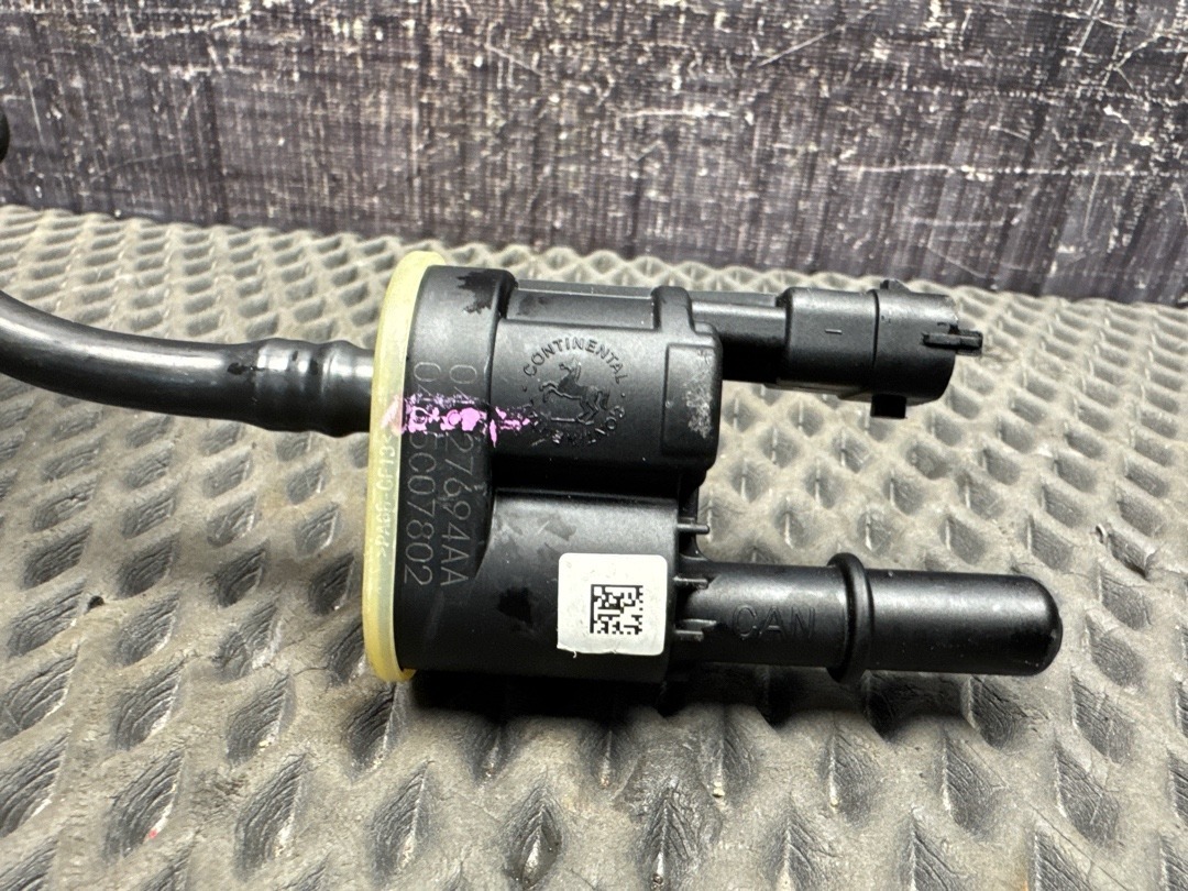 Клапан вентиляции топливного бака, 4280 рублей, Красноярск