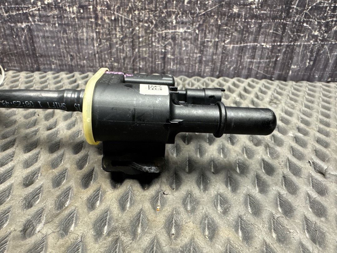 Клапан вентиляции топливного бака, 4280 рублей, Красноярск