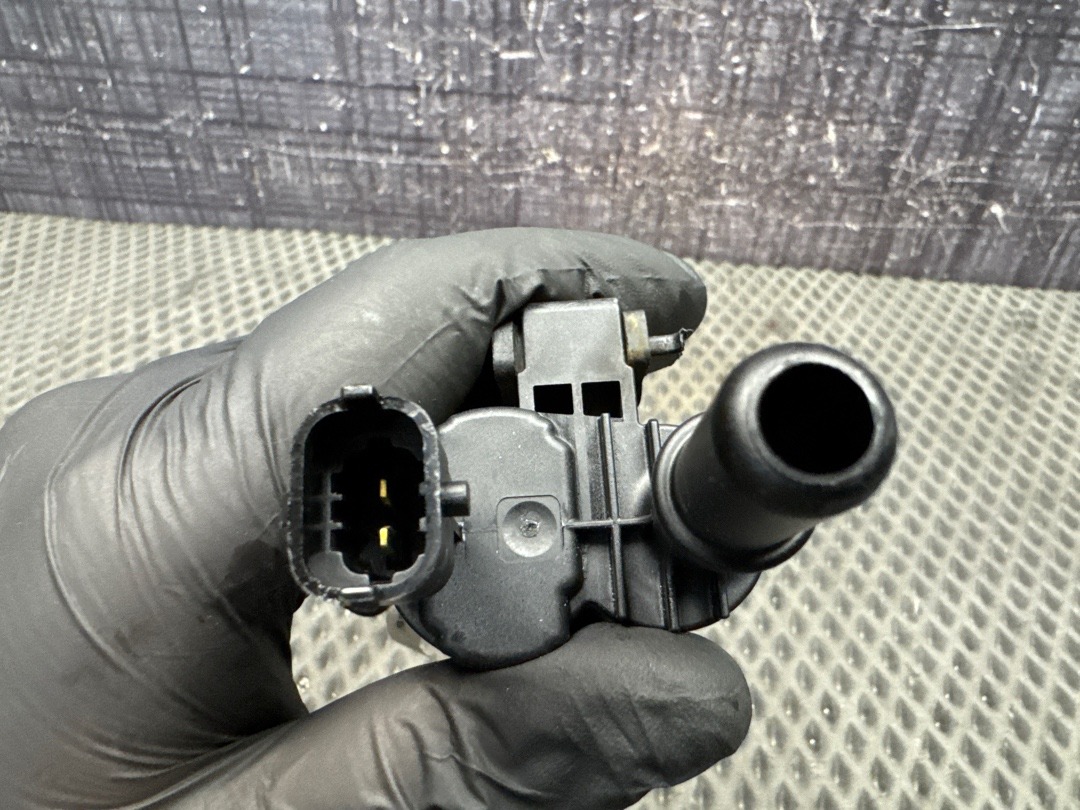 Клапан вентиляции топливного бака, 4280 рублей, Красноярск