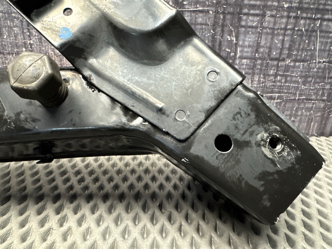 Кронштейн, 4270 рублей, Красноярск