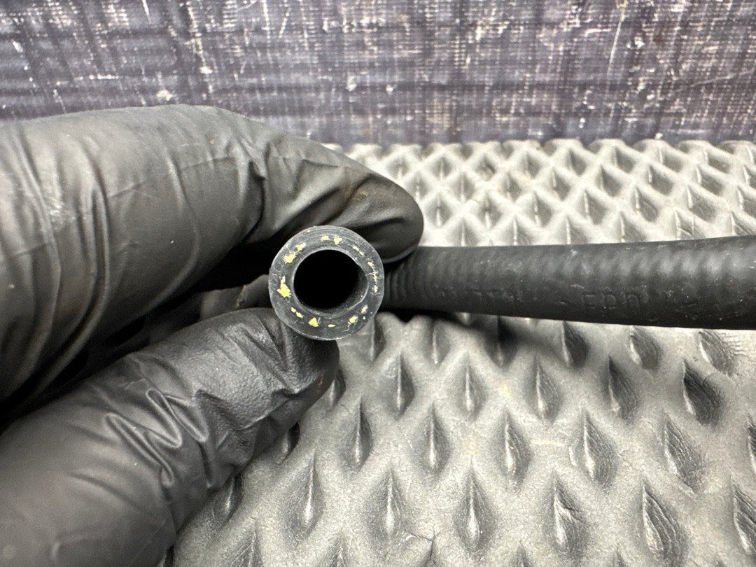 Шланг системы охлаждения, 1210 рублей, Красноярск