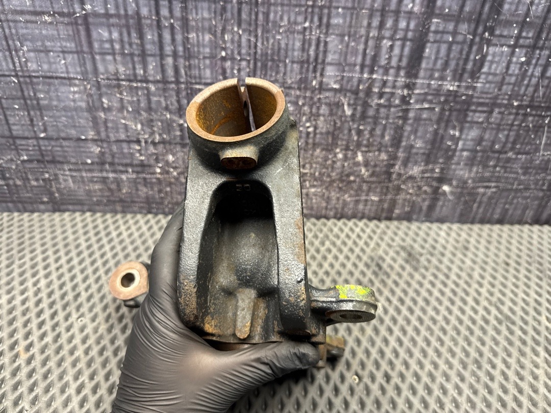 Поворотный кулак, 2370 рублей, Красноярск