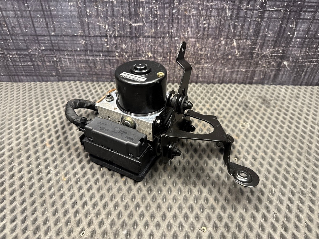 Блок ABS, 2320 рублей, Красноярск