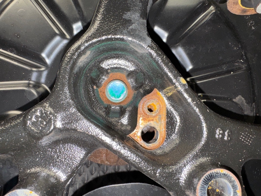 Поворотный кулак, 3680 рублей, Красноярск