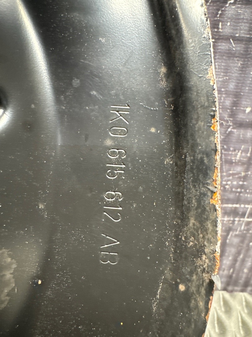 Поворотный кулак, 3680 рублей, Красноярск