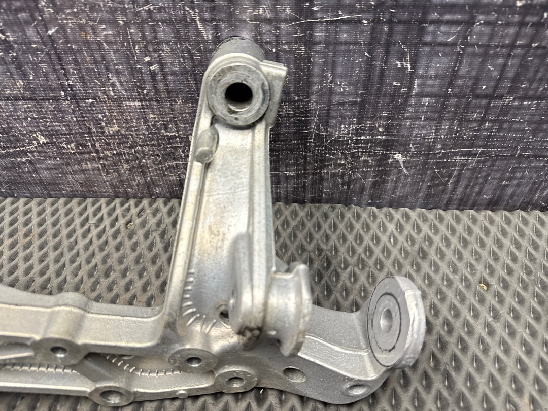 Кронштейн, 3180 рублей, Красноярск