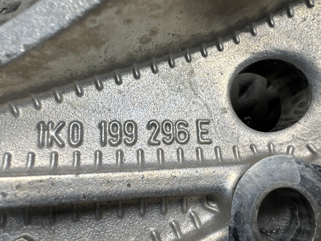 Кронштейн, 3180 рублей, Красноярск