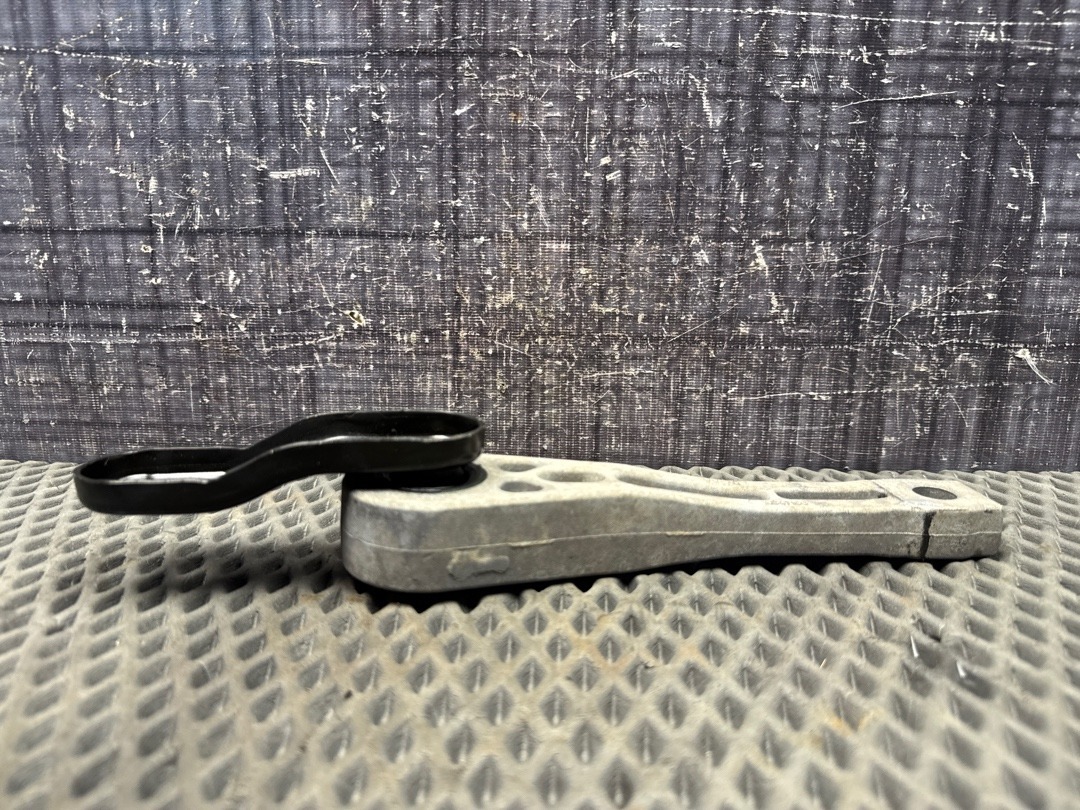 Опора двигателя, 970 рублей, Красноярск